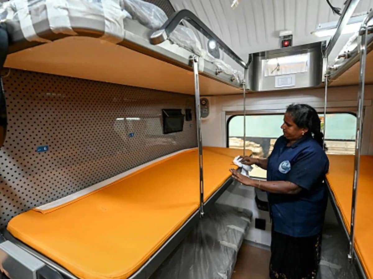Passenger response made it clear that the interest was real and immediate. According to the Ministry of Railways, the first commercial run of the Vande Bharat Sleeper saw tickets selling out within hours. Reservations for Train No. 27576 were fully booked across all classes within 24 hours of bookings opening. Ticket sales began on January 19 through the Passenger Reservation System and online platforms. The train is scheduled to start its maiden commercial journey from Kamakhya on January 22 and from Howrah on January 23. Passenger response made it clear that the interest was real and immediate. According to the Ministry of Railways, the first commercial run of the Vande Bharat Sleeper saw tickets selling out within hours. Reservations for Train No. 27576 were fully booked across all classes within 24 hours of bookings opening. Ticket sales began on January 19 through the Passenger Reservation System and online platforms. The train is scheduled to start its maiden commercial journey from Kamakhya on January 22 and from Howrah on January 23.