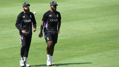 Adil Rashid (left) and Rehan Ahmed during a training session. (AFP Photo)