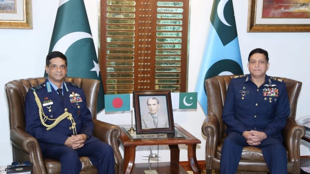 Pakistan Claims Bangladesh Has Shown 'Potential Interest' In Procuring JF-17 Fighter Jets