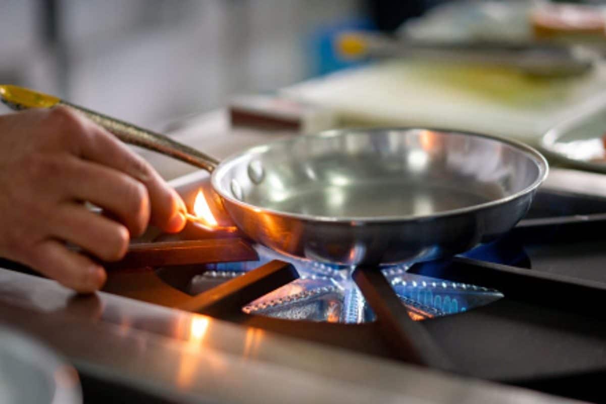 Why Your Gas Cylinder Runs Out Faster In Winter, And How To Make It Last Longer