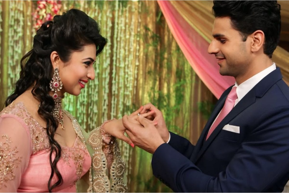divyanka tripathi engagement dress Divyanka Tripathi in Riwaayat