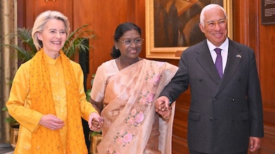 The ensemble was designed by Fashion Design Council of India (FDCI) designers Abraham & Thakore.