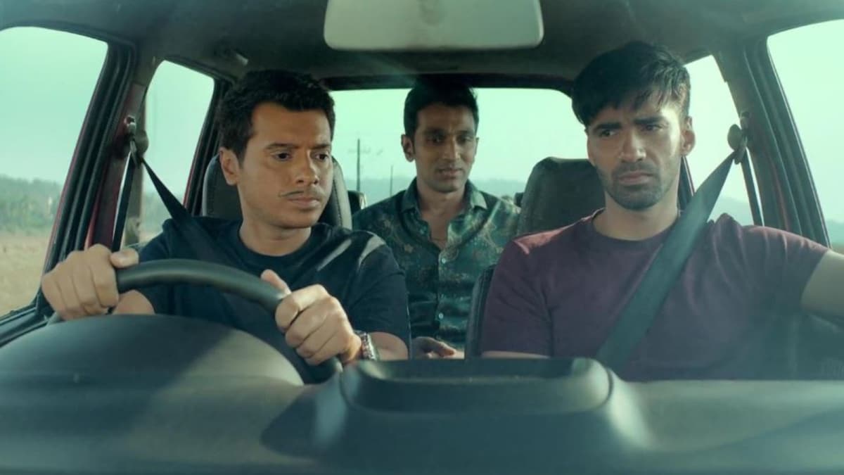 Ahead Of Happy Patel: Katarnak Jasoos, Revisit These Iconic Bollywood Comedy Films