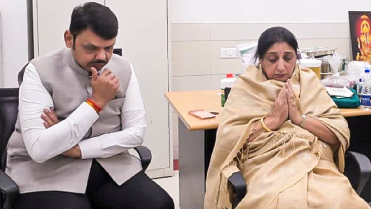 Ajit Pawar’s Wife Sunetra May Be Picked As Leader Of NCP In Key Meet, Leaders Want Her As Deputy CM