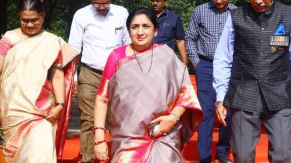 Can Sunetra Pawar Become Deputy CM Without Being MLA? Uddhav, Mamata Have Done It In The Past