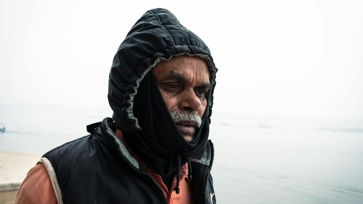 Seniors Brace For Winter: Health Risks, Pollution Exposure, And Wellness Measures