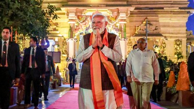 Prime Minister Narendra Modi offered prayers at Gujarat's Somnath Temple on Saturday as celebrations for Somnath Swabhiman Parv began. (Narendra Modi/X)