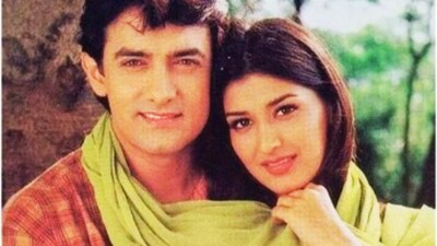 'Sarfarosh' and 'Chak De India', made by filmmakers with unconventional backgrounds, became Bollywood hits for their patriotic and inspiring themes.