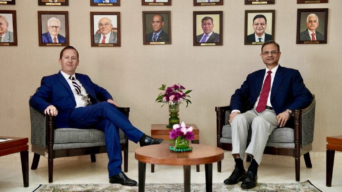 US రాయబారి Sergio Gor, RBI గవర్నర్ Sanjay Malhotra తో సమావేశం: దౌత్య మరియు ఆర్థిక సంబంధాలను బలోపేతం చేయడం