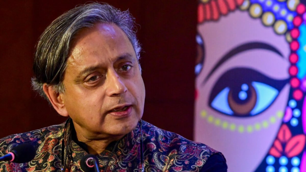 Shashi Tharoor Declines Comment On Reports Linking Him To CPI(M); Party Calls Rumours ‘Irrelevant’