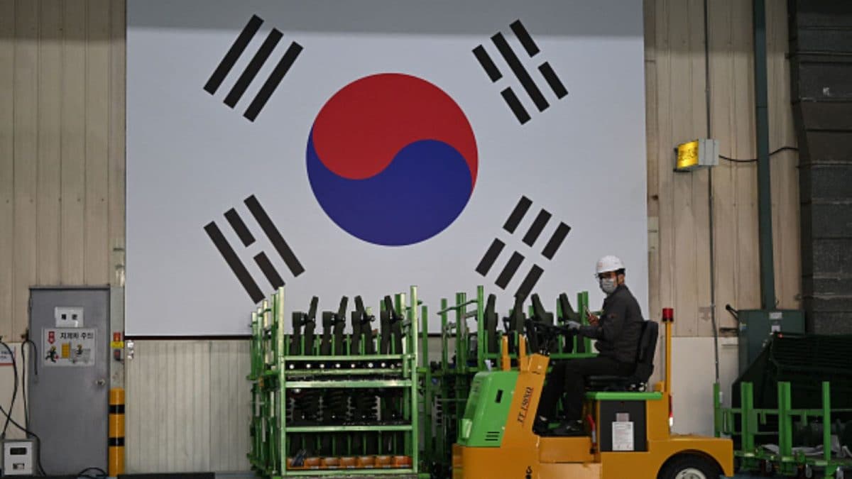 Jobs In South Korea? How Seoul’s Skills Shortage Could Open Doors For Indian Engineers & Techies