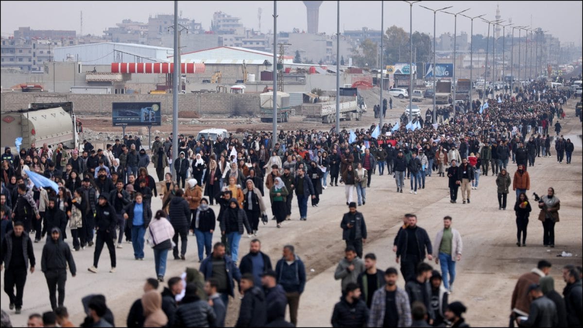 Syrian Govt Forces Take Control Of Sheikh Maqsoud In Aleppo, Detain 300 Kurdish Fighters