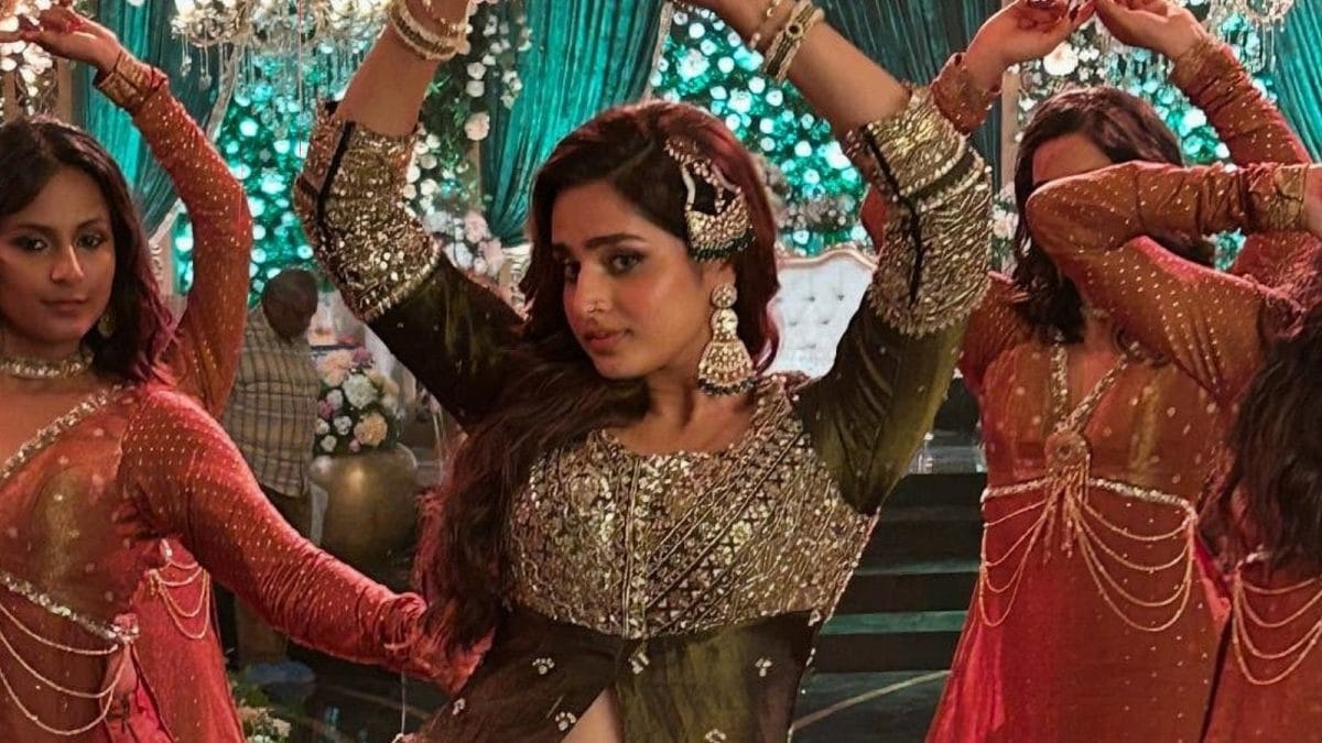 ‘You Owned It’: Ayesha Khan Says She Shot Dhurandhar Song Shararat While On Her Period, Internet Reacts | Bollywood News ‘You Owned It’: Ayesha Khan Says She Shot Dhurandhar Song Shararat While On Her Period, Internet Reacts | Bollywood News