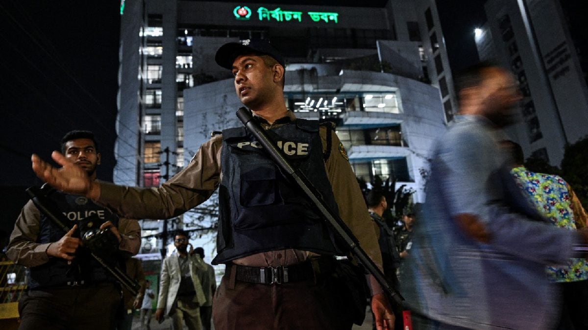 Tension At Dhaka-8 Counting Centre As BNP, NCP Trade Allegations Over Cancelled Votes