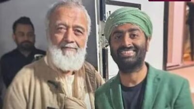 Lucky Ali backs Arijit Singh's decision to quit playback singing.