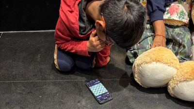 The internet praises both the kid and his parents.  (Photo Credit: X)