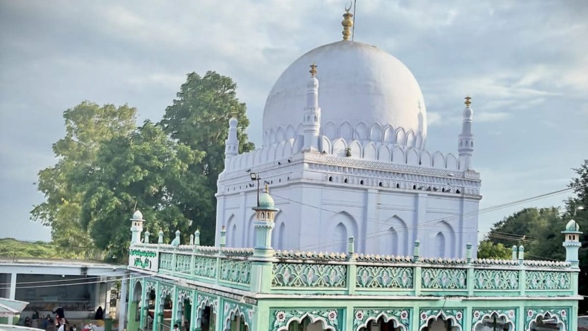 High Court Allows Mahashivratri Puja Within Dargah Premises In Karnataka