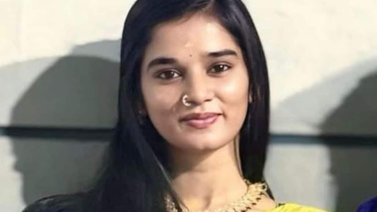 Telugu Female YouTuber Ends Life Over Relationship Dispute In Hyderabad
