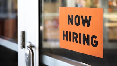 2026 में नॉन-टेक नौकरियों में उछाल: शीर्ष उच्च-भुगतान वाली भूमिकाएँ सामने आईं.