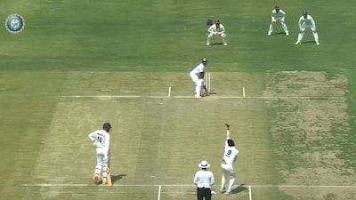 Follow Karnataka vs Uttarakhand live score from Ranji Trophy semi-final (Screengrab/JioHotstar)