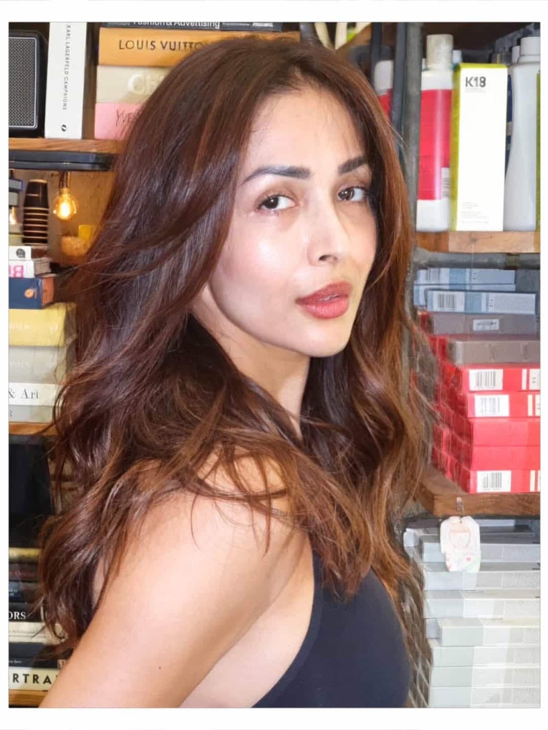 Timeless goddess! Malaika Arora once again proves she is the epitome of glamour, redefining what it means to be ageless and iconic. Timeless goddess! Malaika Arora once again proves she is the epitome of glamour, redefining what it means to be ageless and iconic.