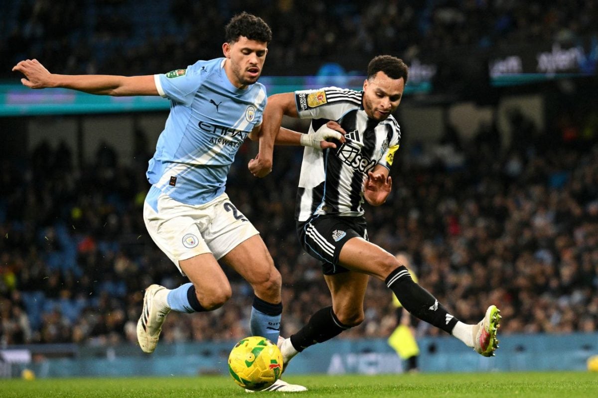 Manchester City Brush Aside Newcastle To Reach League Cup Final
