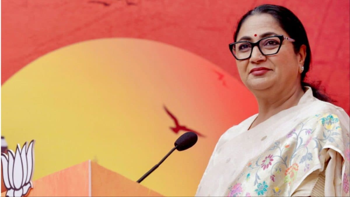 Delhi To Roll Out Trial Runs Of WhatsApp-Based Governance Next Month