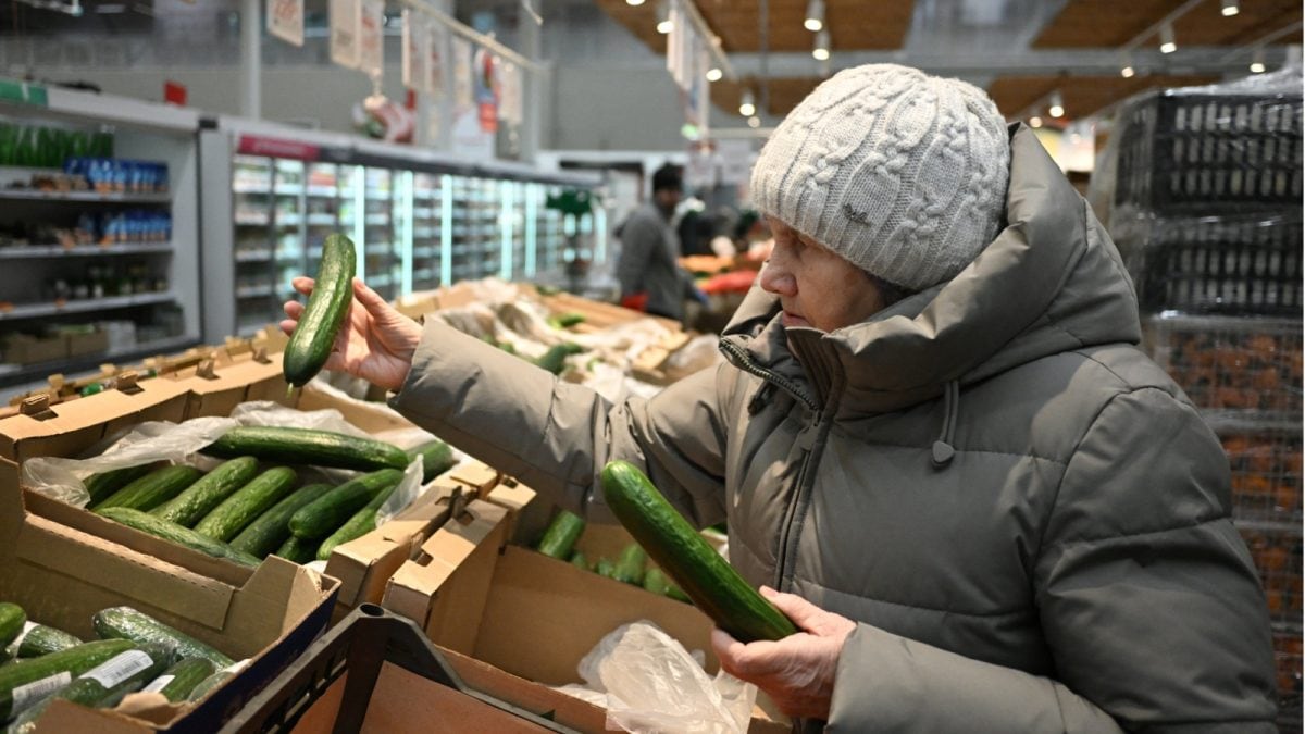 ‘Golden Cucumbers’: Inflation And War Pressures Push Russian Vegetable Costs To New High