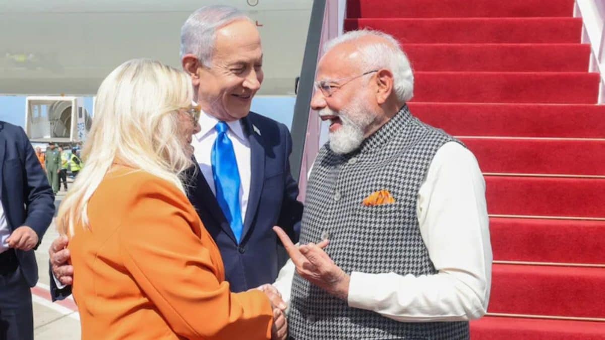 Saffron Sync: Israeli Premier Points Out Sartorial Symmetry Between PM Modi And Sara Netanyahu