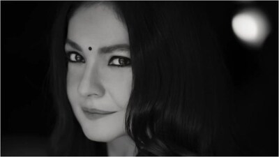 Pooja Bhatt Celebrates 10 Years Sober on 54th Birthday: "Truly Living"