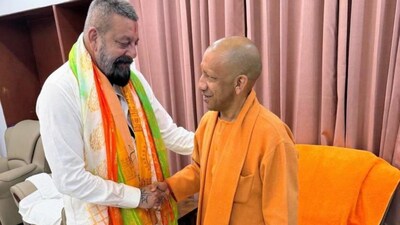 Sanjay Dutt met UP CM Yogi Adityanath in Lucknow. (Photo: X)