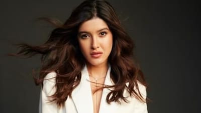 Shanaya Kapoor Gets Candid About Facing Social Media Trolling: ‘It Can Pinch’  