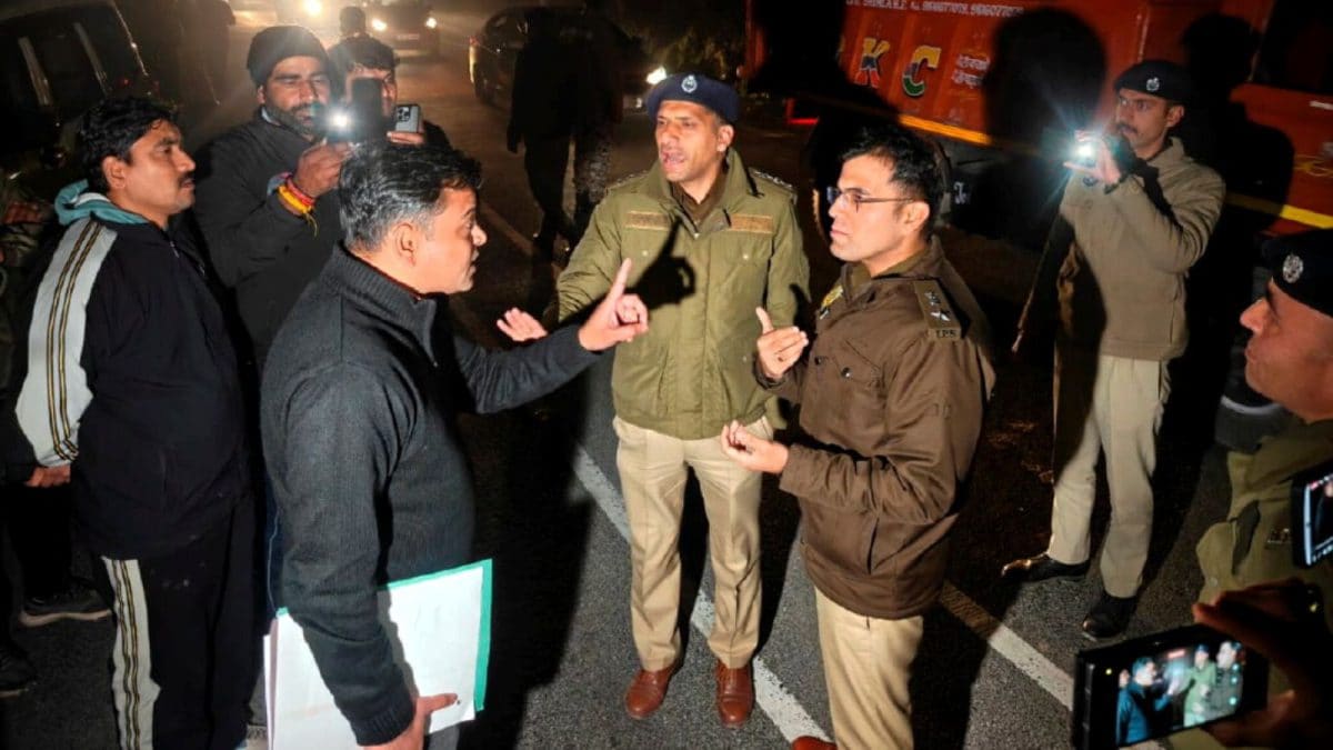 Who Is Shimla ASP Abhishek Dhiman, Himachal Cop Who Stopped Delhi Police At Shoghi? | Shimla News Who Is Shimla ASP Abhishek Dhiman, Himachal Cop Who Stopped Delhi Police At Shoghi? | Shimla News