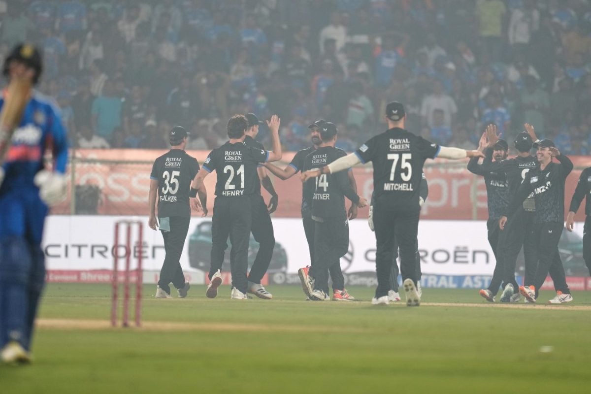 https://images.news18.com/ibnlive/uploads/2026/02/Team-India-dealing-with-player-injury-and-illness-2026-02-4b602a3e57205bea3f9e2e915d4fee14-3x2.jpg
