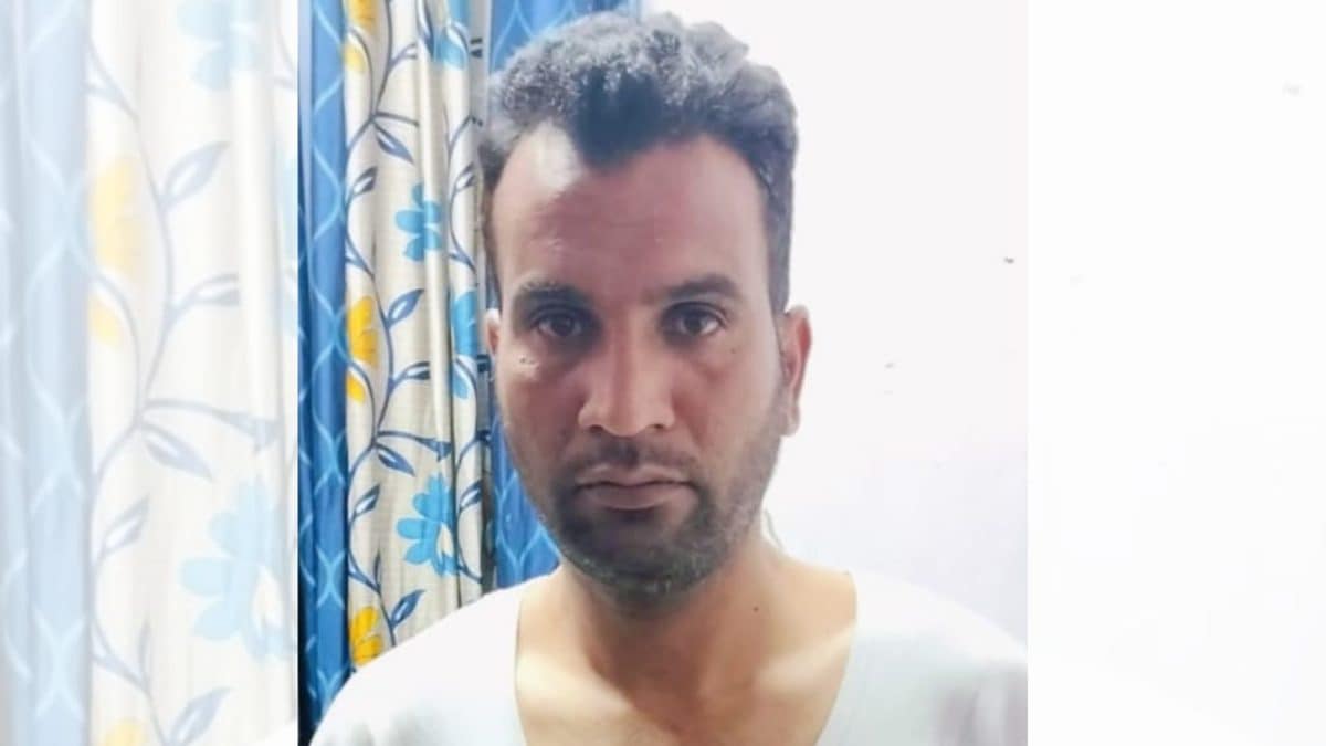 Man Held In Delhi For Posing As NIA Officer, Cheating Job Seekers Using Forged Identity Card