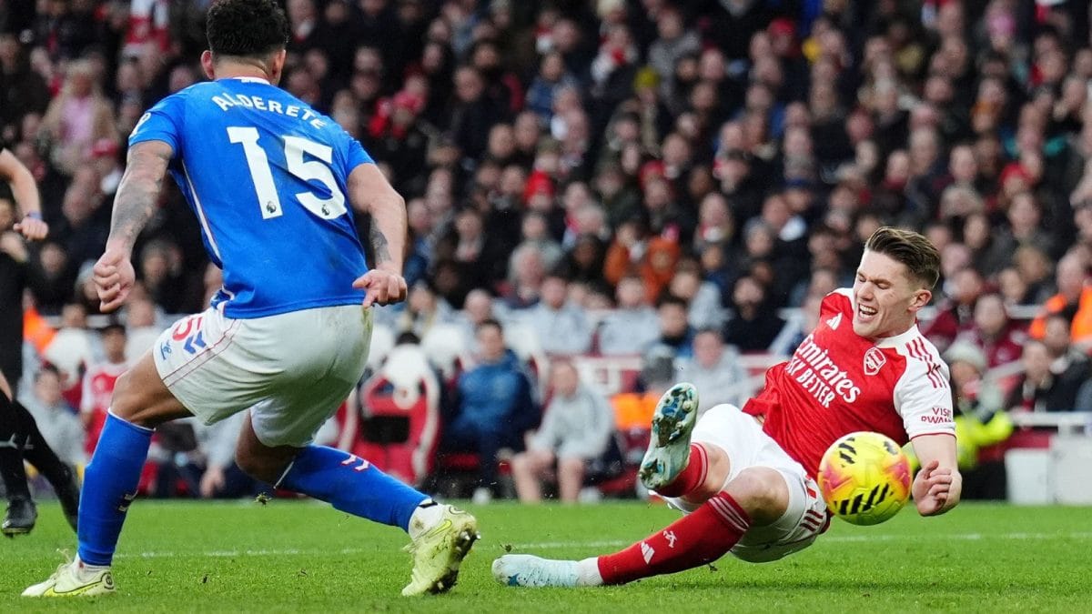 Running Away With It Now! Arsenal Extend Lead At Top To Nine Points With Rout Of Sunderland