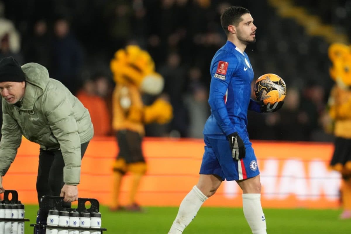 FA Cup: Pedro Neto Hattrick Gives Chelsea's Liam Rosenior Memorable Return To Hull City