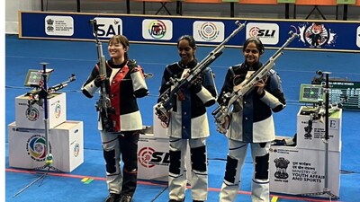 Asian Championships: Elavenil Valarivan and Meghna Sajjanar claimed gold and bronze in the 10m Rifle event. (X) 