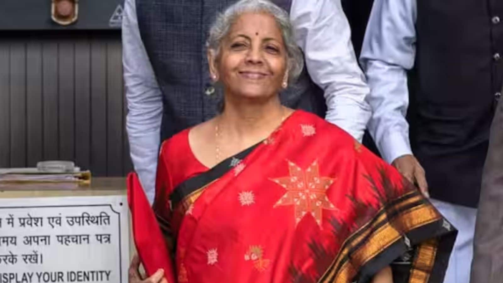 In the early years of independent India, budget coverage depended entirely on print. Readers waited patiently for newspapers to arrive to know what taxes changed or where money was going. Headlines were often straightforward and mostly revolved around numbers that mattered. Big fonts made the key points clear. Newspapers became the bridge between Parliament and the public. 