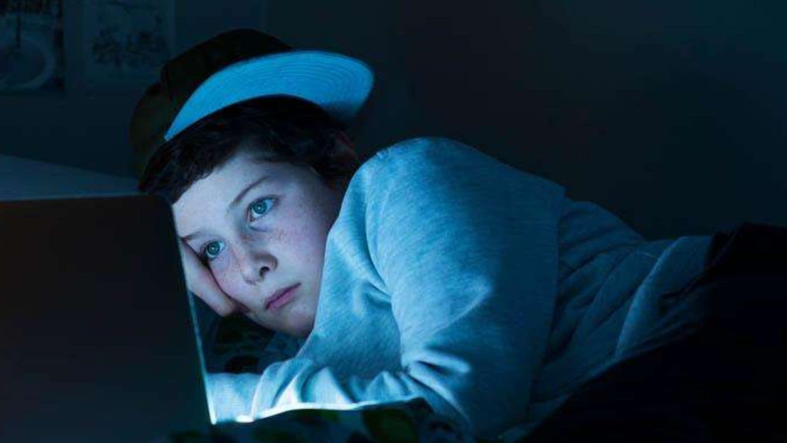 Keep an eye on your young child when they use your phone, tablet or computer. You can set simple rules, like no devices in the bedroom, to make it easier to monitor their online activity. Try spending time online together as a family, play games with them, ask about their favourite apps or talk about the videos they’ve been watching. This helps you stay involved. 