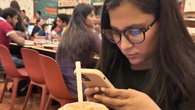 She has now decided not to work after 8 PM and on Sundays. (Photo Credit: LinkedIn/Meenal GoelMeenal Goel)