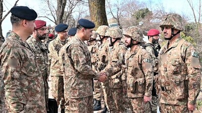 Pakistani Army chief Field Marshal Asim Munir recently visited the area near the Line of Control and  commended the officers and soldiers deployed in the area. (Image: News18)
