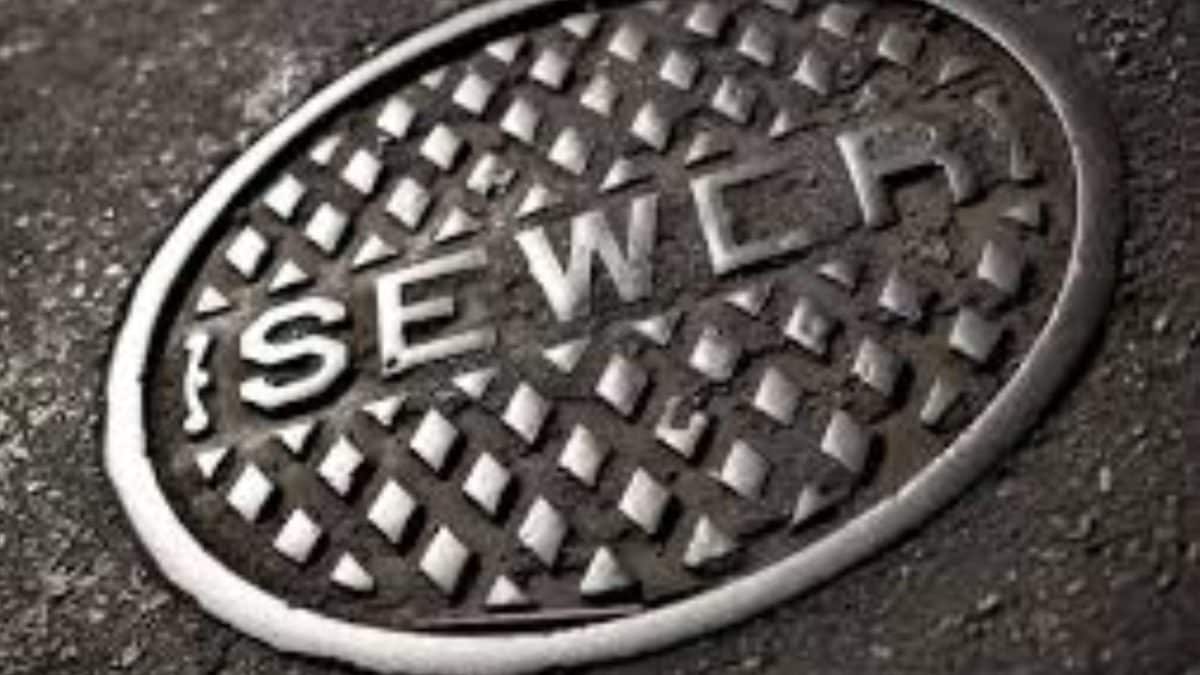 ‘Gutter Ke Dhakkan Chori Na Karein’: Pakistan Economic Crisis Drives Manhole Cover Thefts, Maryam Nawaz Responds With Jail Law