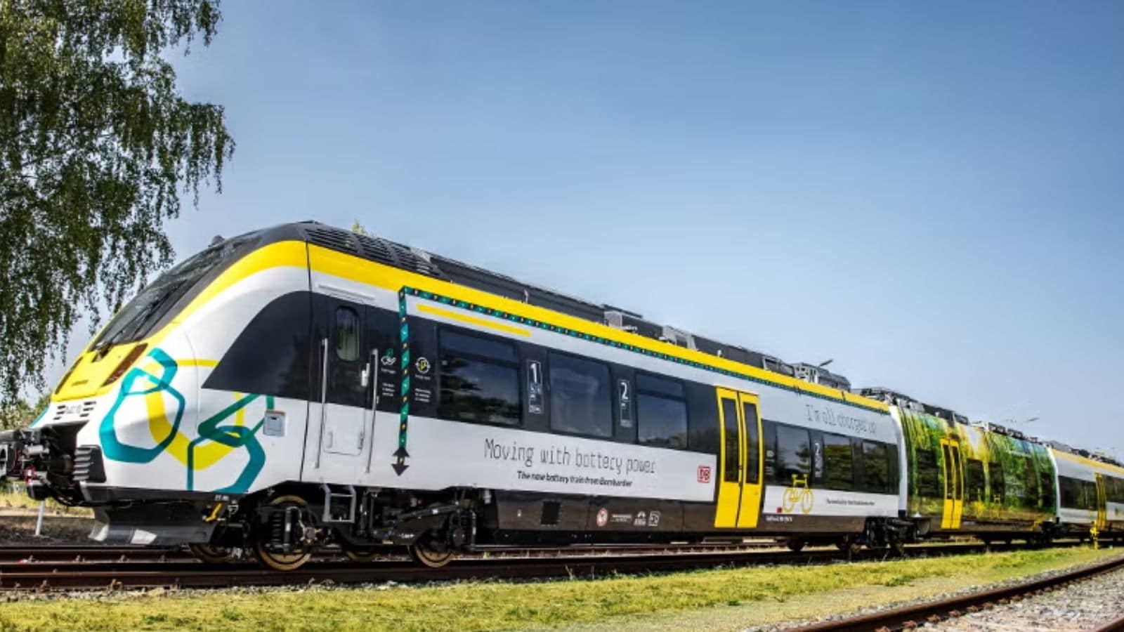 GWR shared trial results in a white paper released in July 2025, detailing how often and how quickly the battery can recharge to allow uninterrupted service. In a statement, Simon Green, GWR’s Engineering Director, stated, “Our fast-charge trial has successfully demonstrated that battery technology offers a reliable and efficient alternative to power electric trains, in cases where overhead lines aren’t possible or desirable.” The study concluded that battery trains could serve routes without full electrification while maintaining operational efficiency and helping the railway reduce carbon emissions.