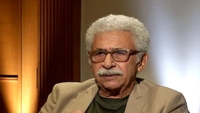 Naseeruddin Shah was harassed at the airport.