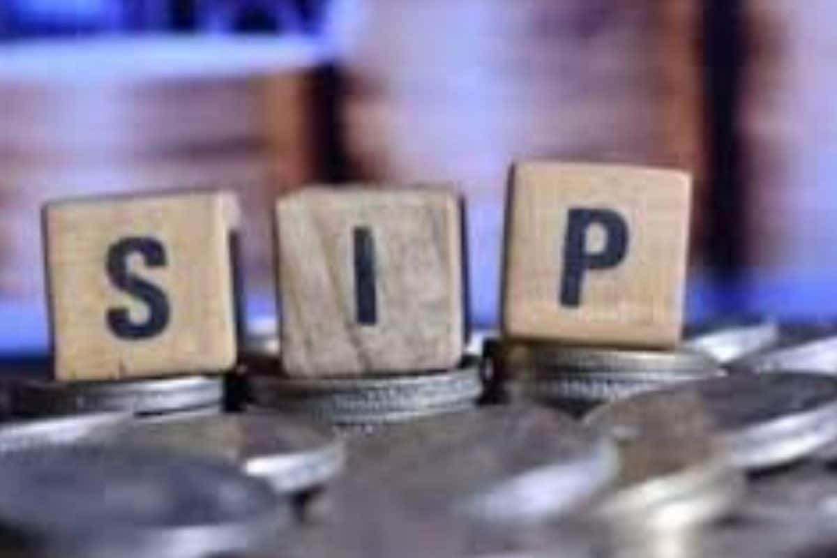 Skipping SIP For Just One Year Can Cost You Rs 22 Lakh; Here’s How