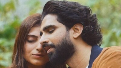 Amaal and Farrhana’s upcoming song is titled, Yahin Guzaar Doon. (Photo Credit: X)