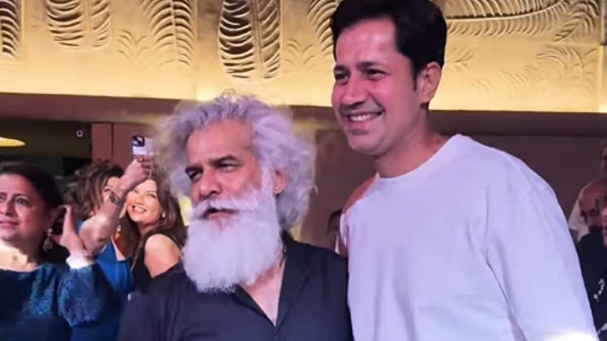 Sarabhai Vs Sarabhai Cast Reunite With JD Majethia, But It’s Not For Season 3