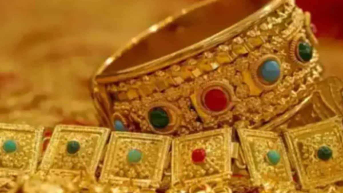 Delhi Man Loses Wife’s Gold Jewellery In Chandni Chowk Scooter Theft, Gets Rs 43 Lakh After 12-Year Legal Battle