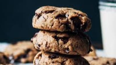 Cookies that have a fudgey brownie base is the perfect treat for kids and adults alike, on Easter. (Representative Image)